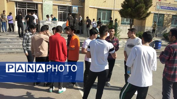 امتحانات نهایی چالشی برای دانش آموز و معلم