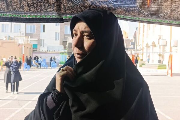 برپایی نمایشگاه "مادرم فاطمه" در دبیرستان مهر نیشابور