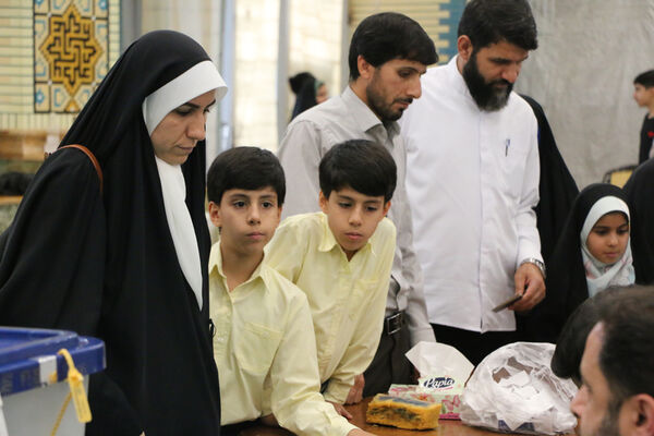 حضور نوجوانان قمی در انتخابات ریاست جمهوری -2