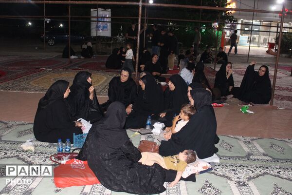 میزبانی موکب امام خامنه‌ای از زائران رهبر شهید