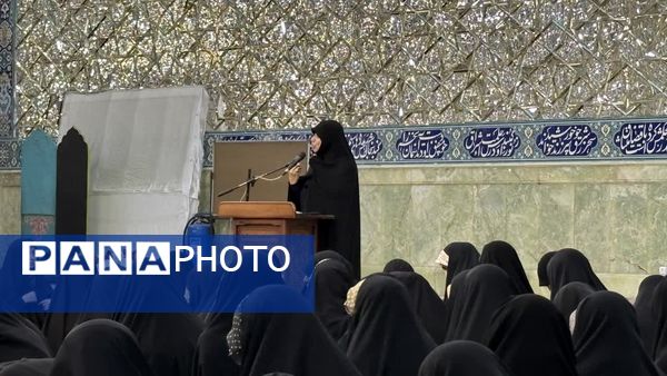 آیین غبارروبی حرم حضرت معصومه(س) با حضور بانوان طلبه