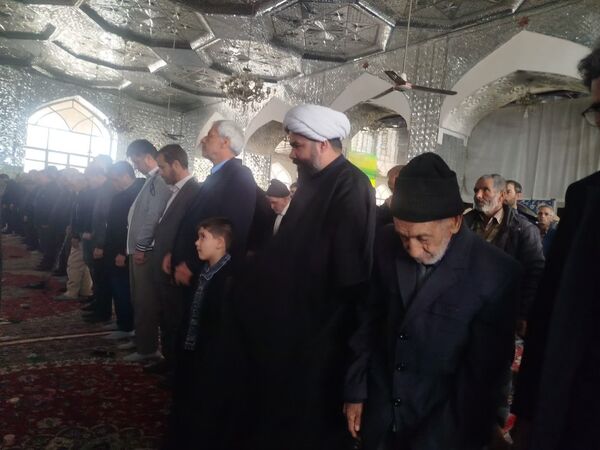 نماز جمعه در کاشمر 