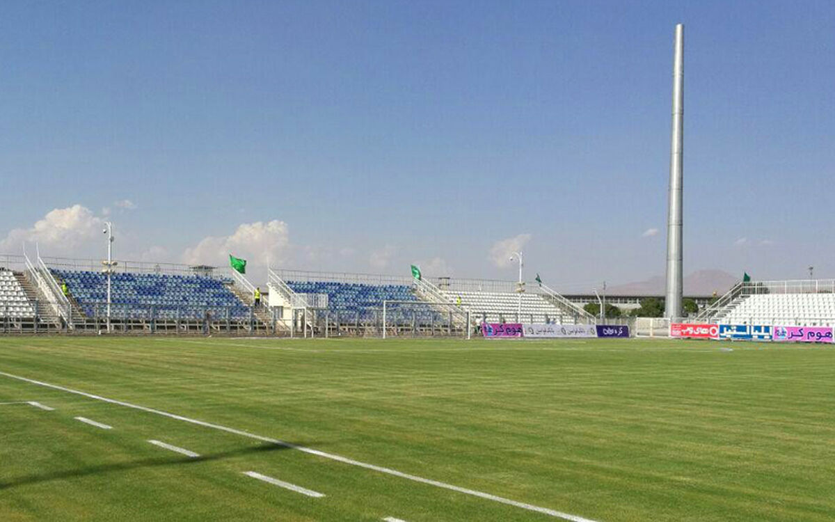 بنیان دیزل؛ میزبان تراکتور - پرسپولیس/ این بازی تماشاگر ندارد