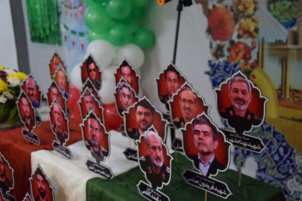 جشن مدرسه‌ای «ایرانمون» در هنرستان هفده شهریور ناحیه ۱ کرج