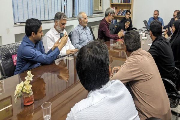 نشست هفتگی خبرنگاران گناباد با محوریت بحران کم‌آبی 