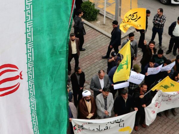 غرش خشم انقلابی دانشجویان دانشگاه آزاد مشهد علیه صهیونیسم و فریاد همبستگی با غزه