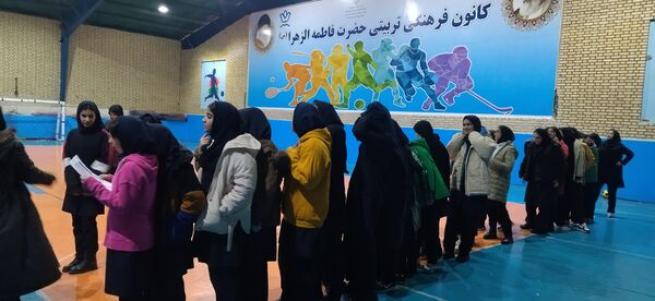 برگزاری سومین روز از مرحله چهارم اردوی «تمشک» در کانون فاطمه الزهرا ناحیه ۳کرج