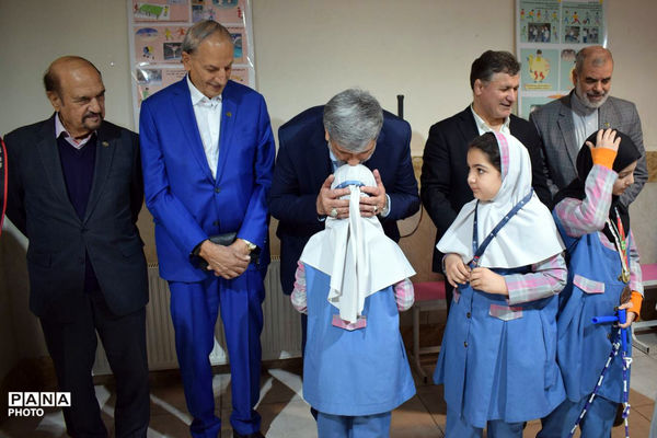 نشست منطقه‌ای مدیران مدارس خیرساز در مدرسه شاهد امام سجاد(ع)