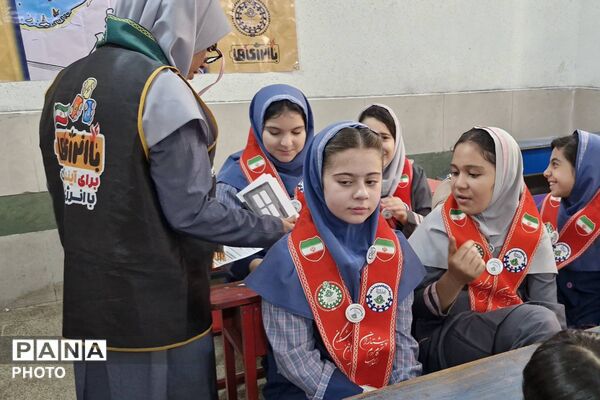 میزبانی سازمان دانش‌آموزی ناحیه چهار شیراز از طرح ملی باانرژی‌ها - 2