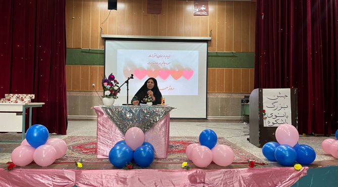 همراهی مادران و دختران خاتم در میلاد حضرت فاطمه زهرا (س)