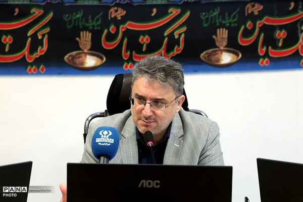 جلسه کمیسیون فعالیت‌های تابستانی دانش‌آموزان در تابستان 1405