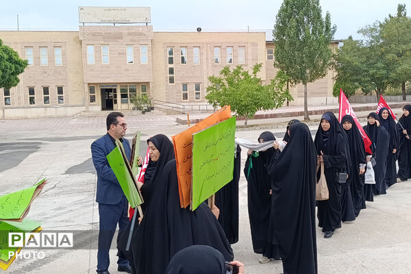 اعزام دانش‌آموزان و دانشجویان بجنوردی به مشهد برای حضور در آیین تشییع پیکر رهبر شهید
