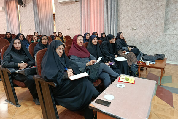 گردهمایی سرگروه‌های پرورشی و تفکر و سبک زندگی در ناحیه ۴ شیراز 