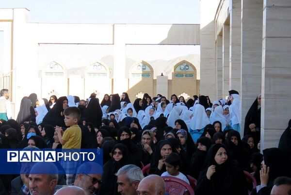 استقبال از خادمان حرم حضرت فاطمه معصومه (س) در شهر درق