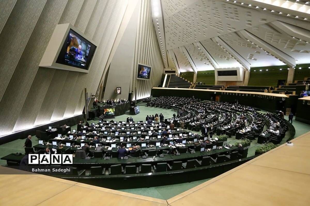 ۱۰ وزیر در کمیسیون‌های تخصصی مجلس حاضر خواهند شد