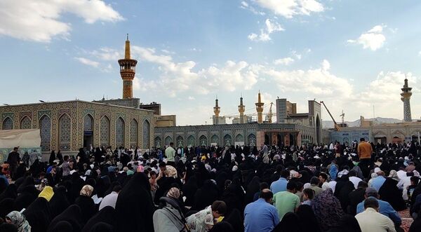 برگزاری مراسم پر فیض دعای عرفه در حرم مطهر رضوی