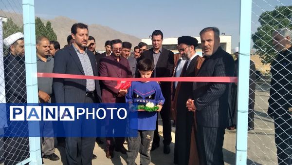  افتتاح اولین زمین ورزشی درون مدرسه‌ای تایل‌کورت استان مرکزی درمدرسه زینب کبری(س) شازند 