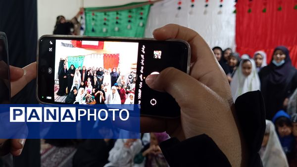 آیین معنوی اعتکاف دانش‌آموزان دختر مسجد سیدالشهدای یاسوج