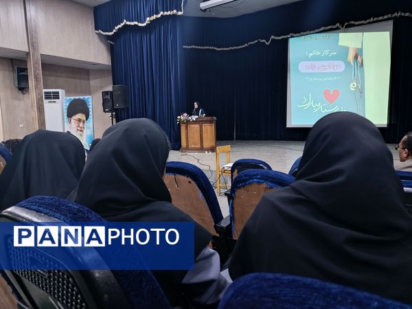 جشن میلاد حضرت زینب(س) و روز پرستار در سالن ارشاد حاجی‌آباد