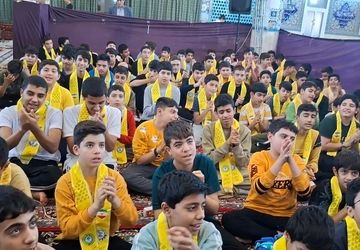 آموزش مهارت‌های تشکیلاتی به دانش‌آموزان معتکف شهرکرد