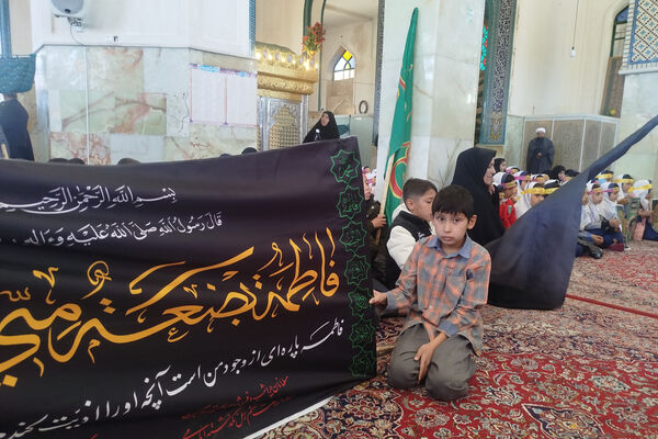 همایش نوگلان فاطمی در شهر بهمن