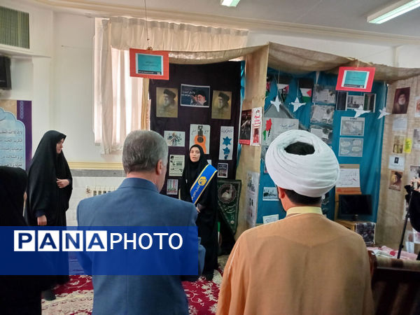 حال و هوای نمایشگاه مدرسه انقلاب در شهر جعفریه قم