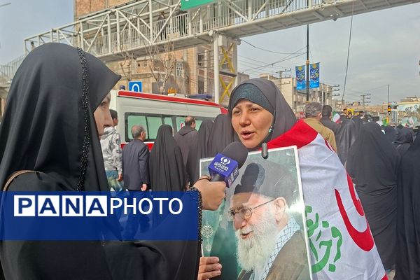 ۲۲ بهمن، میعادگاه حضور آگاهانه مردم قرچک در صحنه