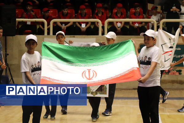 مشعل مسابقات کشوری ورزش دانش‌آموزی در تبریز روشن شد