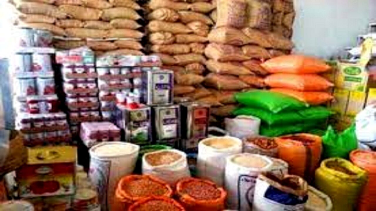 مشکلی در ذخیره کالاهای اساسی در کشور وجود ندارد