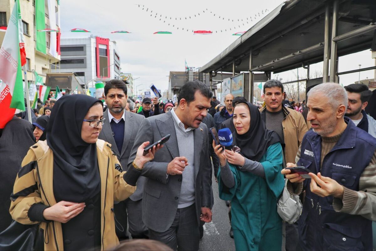 افشین: ایران قوی با اتحاد و فداکاری همه ایرانیان ساخته می‌شود