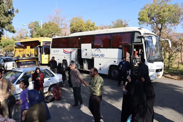 اعزام دانش‌آموزان دختر گلپایگانی به اردوی راهیان نور 