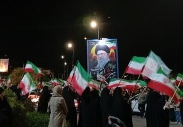 راهپیمایی فرهنگیان تفتی و گرامیداشت چهلم شهدای میناب