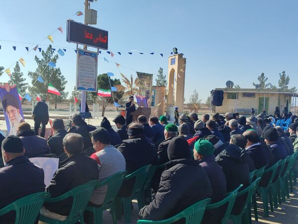 حضور پرشور مردم انقلابی شهر حسن آباد جرقویه علیا در راهپیمایی یوم الله ۲۲ بهمن