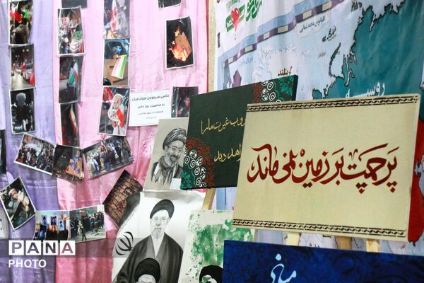 غرفه هنری هنرجویان هنرستان شهید سادلجی کبودرآهنگ به یاد دختران شهید شجره طیبه 