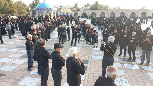 حضور گسترده هیئات مذهبی در بارگاه منور امام زاده محمد عابد 