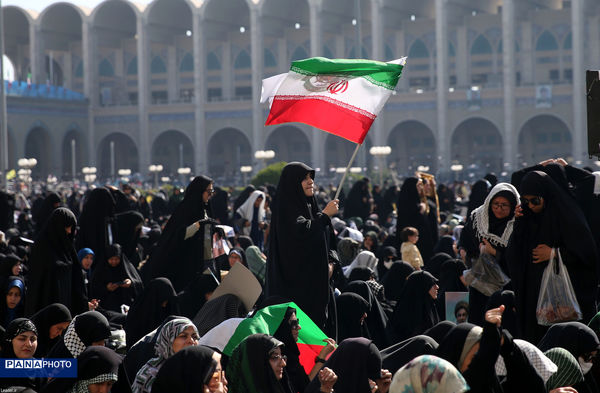 نماز جمعه تهران به امامت مقام معظم رهبری