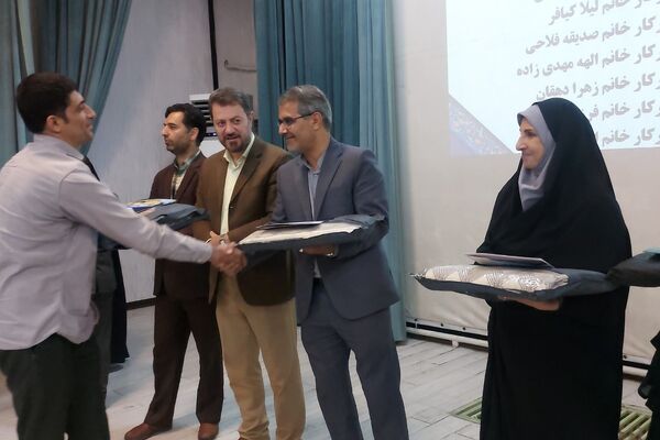 برگزاری اختتامیه طرح‌ها و برنامه‌های معاونت آموزش ابتدایی کهریزک 