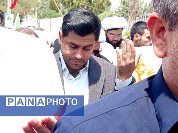 مشت هایی که انتقام را صدا می‌زند 