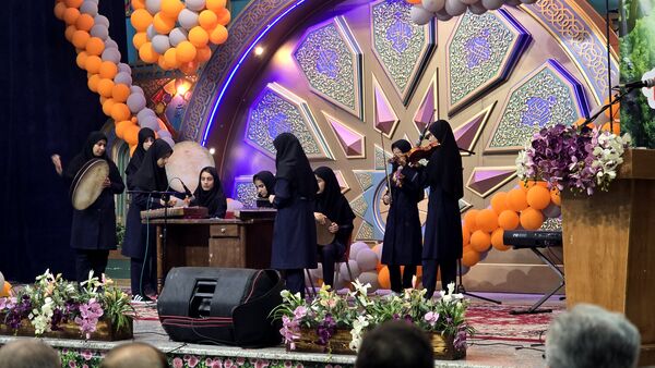 همایش تجلیل از فرهنگیان بازنشسته ناحیه۴ اصفهان در اردوگاه شهید بهشتی اصفهان