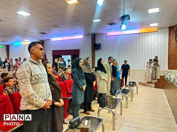 جشن شکوفه‌های مدرسهٔ پارسا حسینی در کانون مهرتابان نیشابور