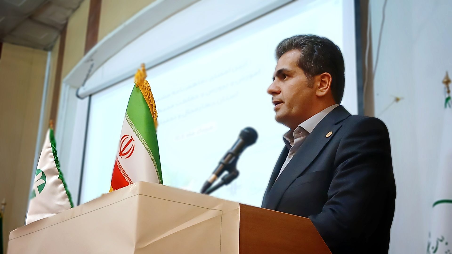 «محیط‌یار» طلایه‌دار آموزش زیست‌محیطی در چهارمحال وبختیاری