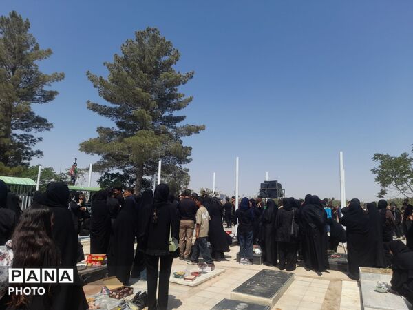 مراسم روز عاشورا در روستای عظیم اباد 
