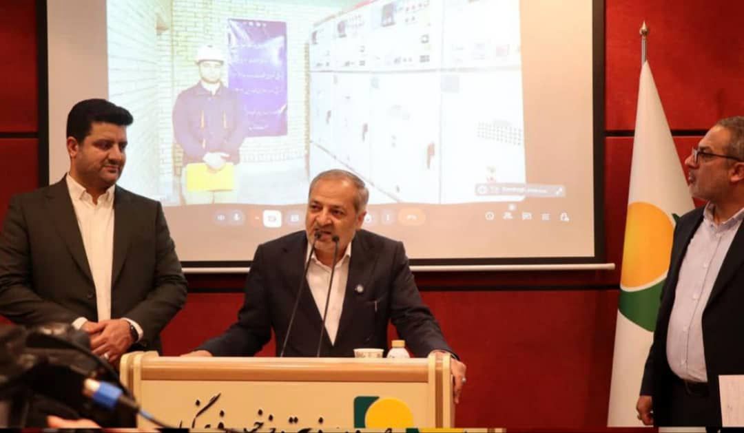 افتتاح نیروگاه خورشیدی 10 مگاواتی صندوق ذخیره فرهنگیان توسط وزیر آموزش و پرورش