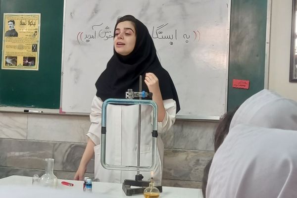 آشنایی دانش‌آموزان با دنیای علم در پژوهش‌سرای فرهنگ