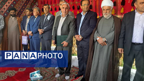 تقدیر از معلمان نمونه مناطق عشایری