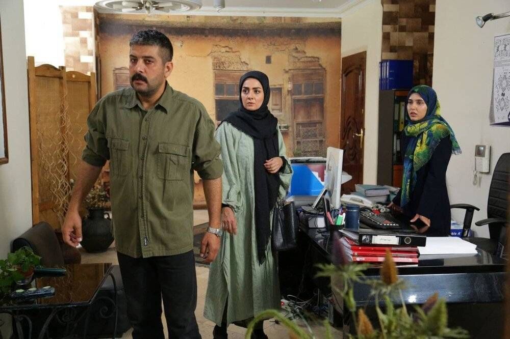 پخش مجموعه نمایشی «در کنار پروانه‌ها» از شبکه دو سیما