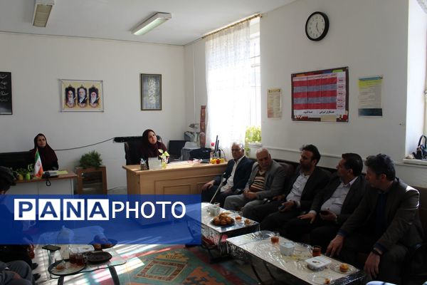 افتتاح دبستان شش کلاسه جانباز حاج عباس علی مجدی در فاروج 