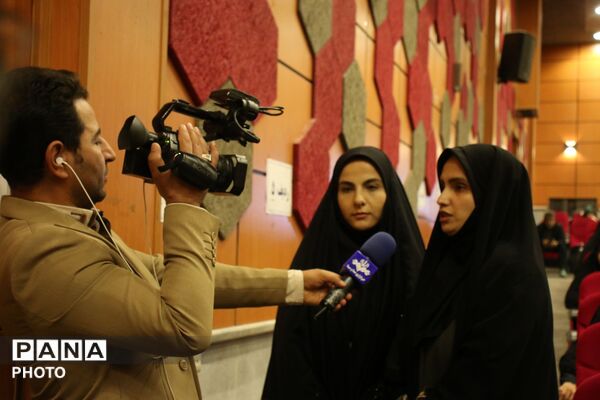 اختتامیه چهل‌وچهارمین جشنواره فرهنگی هنری «فردا» در شهرستان کبودراهنگ