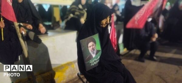 شبی دیگر از اجتماعات با شکوه مردم غیور شهرستان کاشمر 