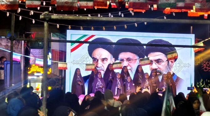 اجتماع پرشور و انقلابی دختران شهر خوراسگان